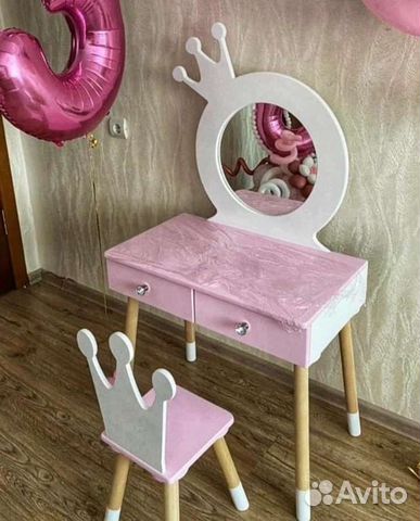 Туалетный столик с зеркалом детский