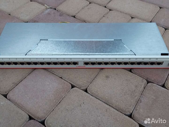 Патч панель 24