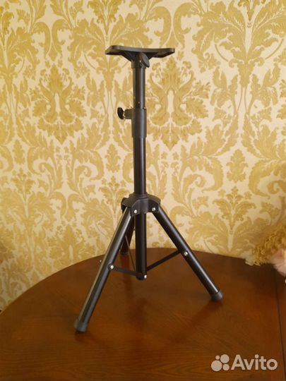Стойка штатив под акустику