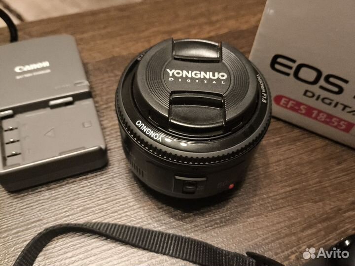 Зеркальный фотоаппарат Canon eos 400D