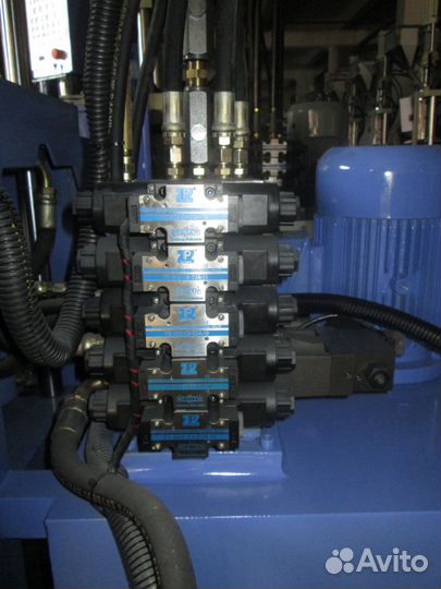 Термопластавтомат вертикальный MH-20-1S