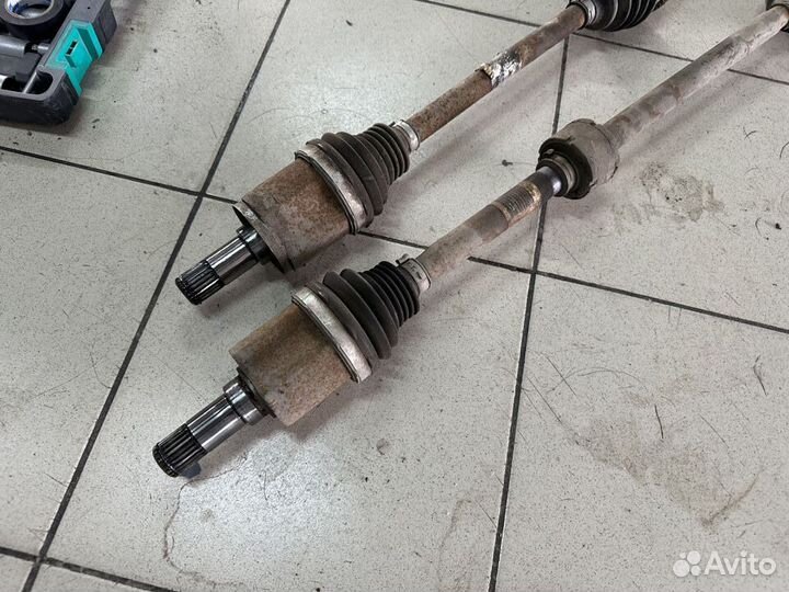 Привод передний левый/правый Лада Веста Vesta