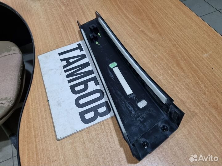 Накладка правой стойки фольксваген поло 2012 год