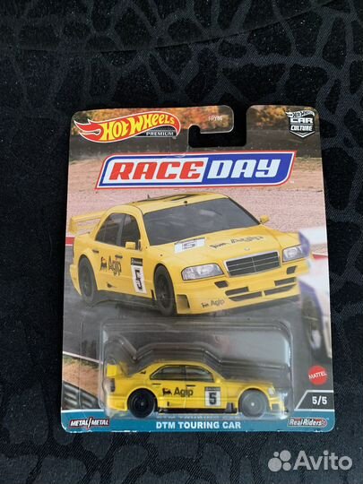 Hot wheels premium mercedes