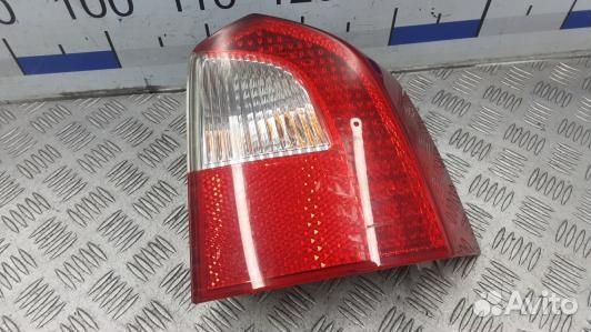 Фонарь задний правый volvo V70 3 (KBG04MY01)