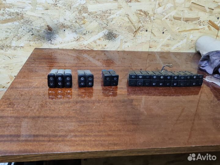 Кнопка заднего стеклоочистителя Киа Спортейдж 1