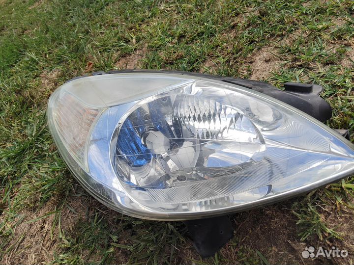 Citroen c3 picasso фара