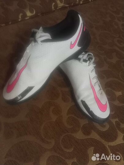 Футзалки nike phantom