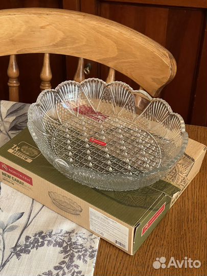 Салатник новый