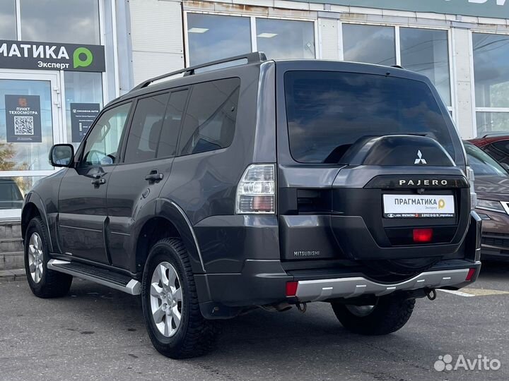 Mitsubishi Pajero, 2015