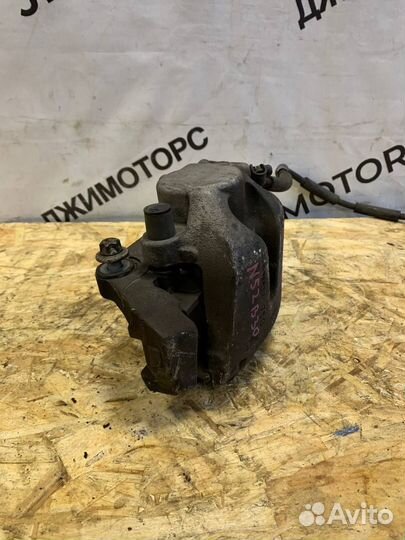 Суппорт передний правый BMW X5 E70