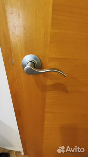 Дверь межкомнатная 800 с коробкой бу