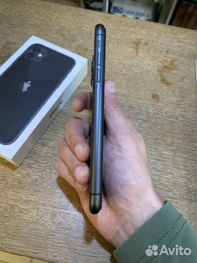 iPhone 11, 128 ГБ