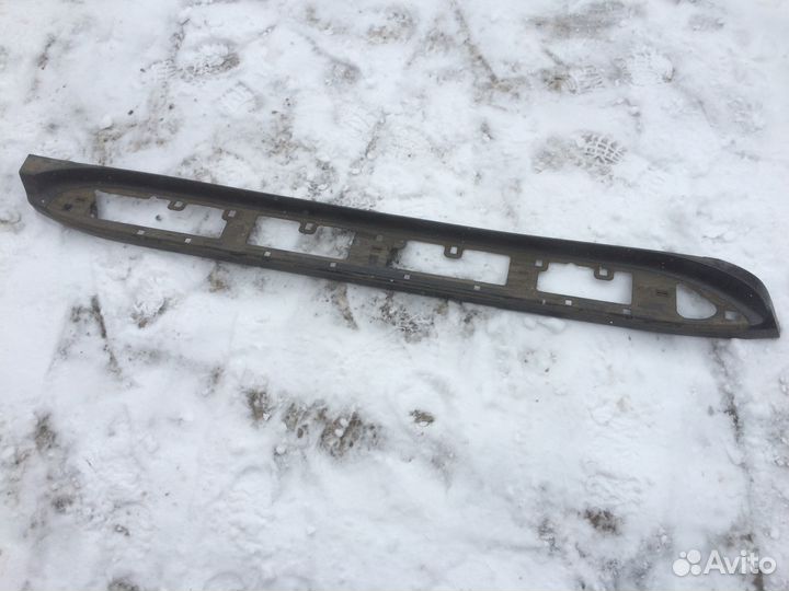 Накладка подножки правая Land Cruiser Prado 120