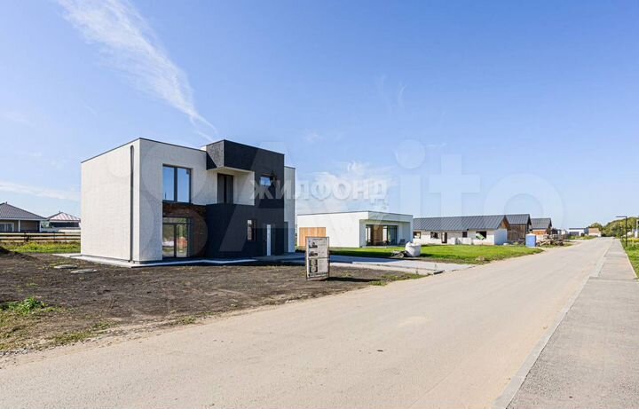 Коттедж 177,4 м² на участке 9,7 сот.