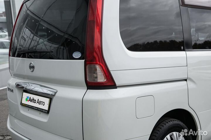 Nissan Serena 2.0 CVT, 2010, 190 000 км