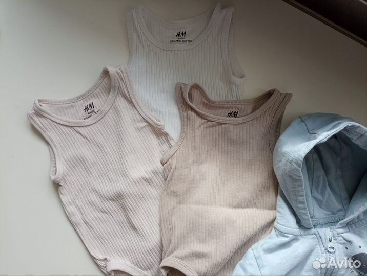 Одежда пакетом на 2-4 мес боди-маечки H&M