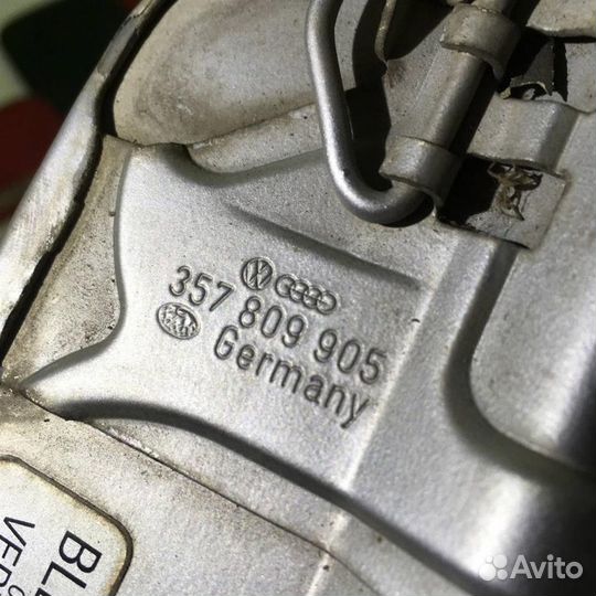 Лючок бензобака Фольксваген Пассат Б3