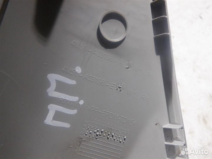 Обшивка стойки Форд Фокус 2