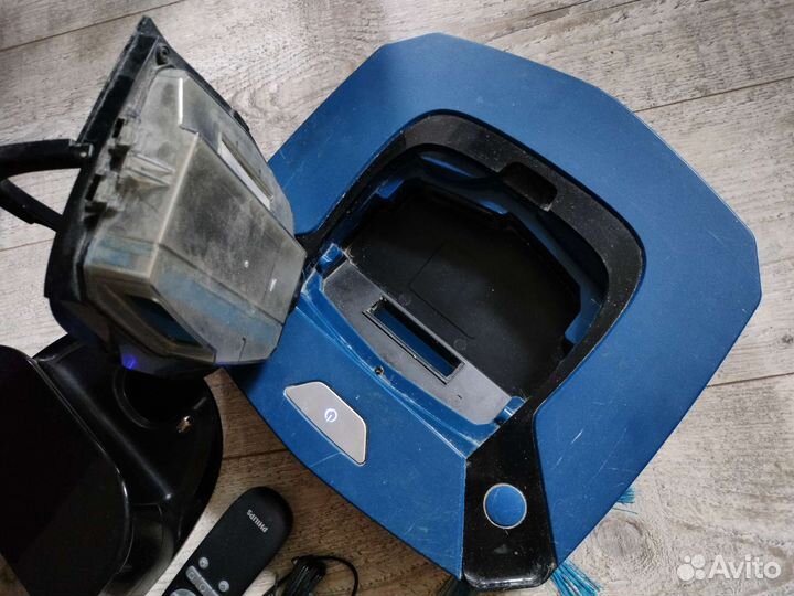 Робот пылесос philips