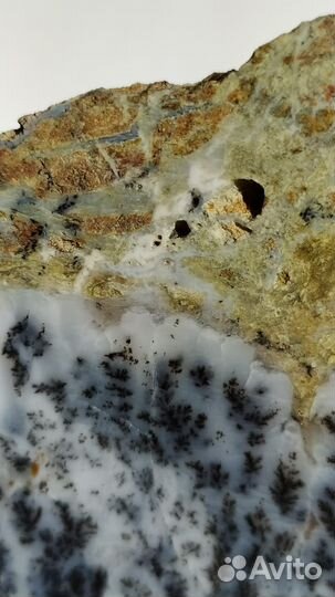 Минерал опал кальцит пластина