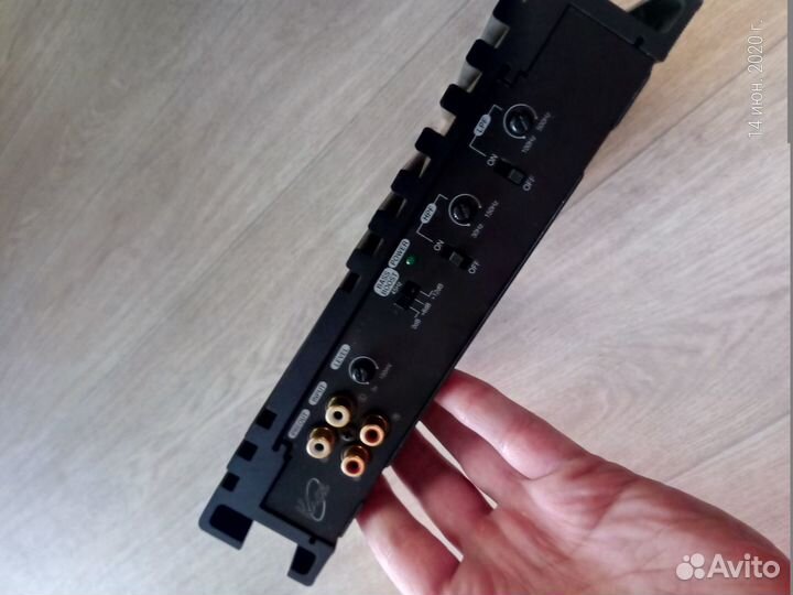 Усилитель автомобильный