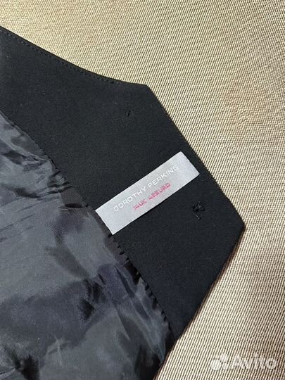 Жилет костюмный женский