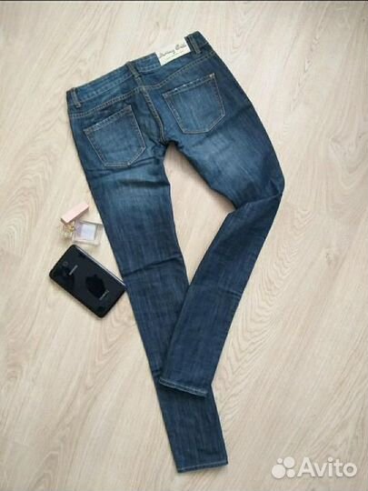Новые джинсы