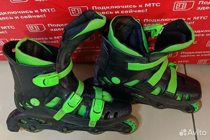 Роликовые коньки arazone