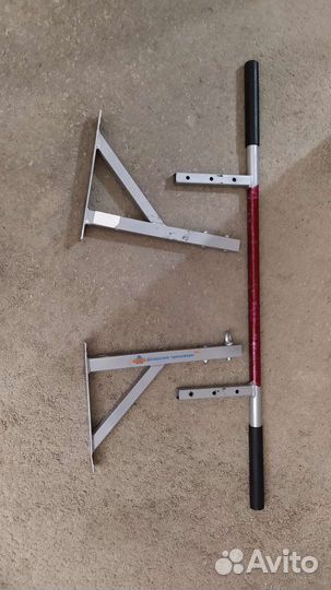 Турник настенный