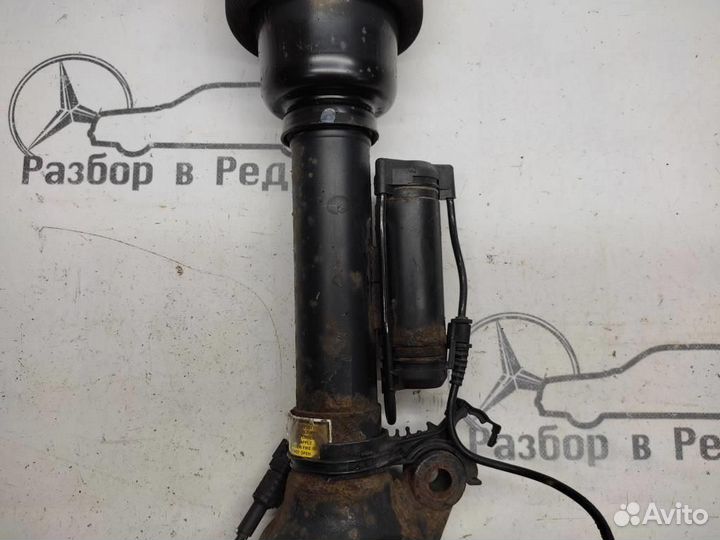 Пневмостойка передняя w251 R-class 642.950 2006
