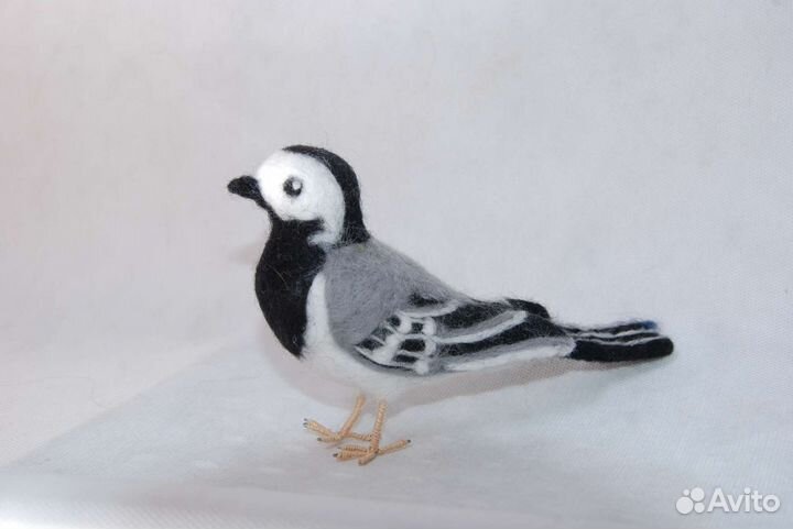 Трясогузка птица валяная игрушка