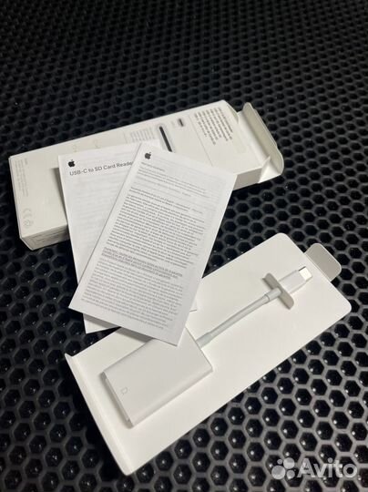 Переходник, адаптер Apple USB-C to SD Card