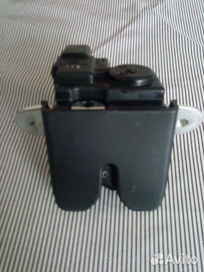 Замок крышки багажника Creta