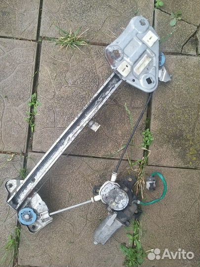 Стеклоподъемник правый sebring 2 купе себринг