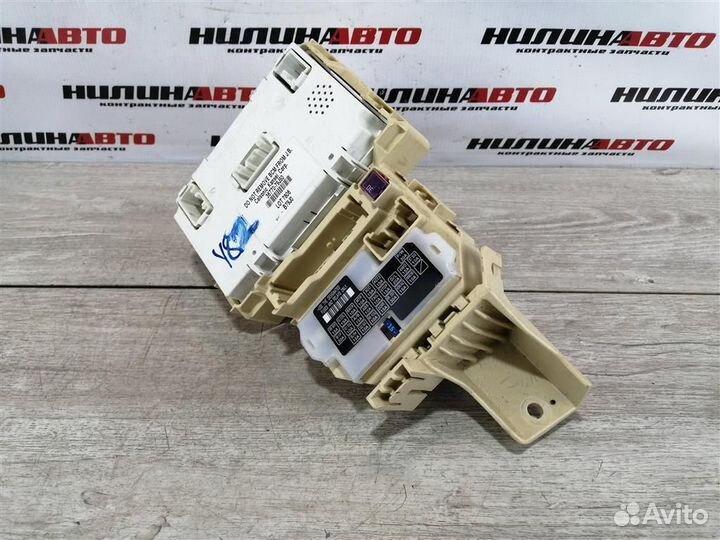 Блок предохранителей (салон) Сузуки сх4 SX4