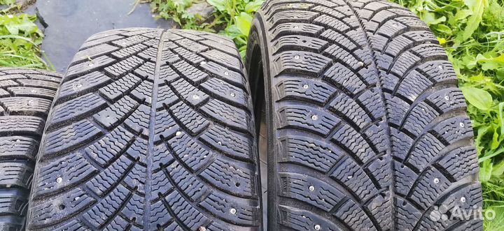 Bfgoodrich G-Force Stud 225/50 R17 98Q