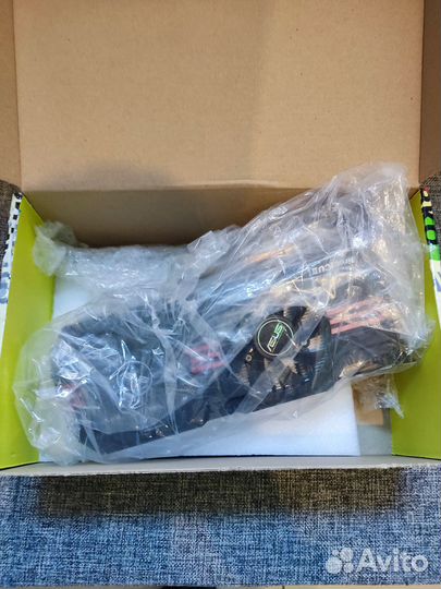 Видеокарта Asus GTX 560 1GB