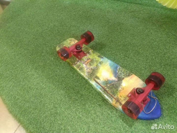 Скейтборд с ручной росписью