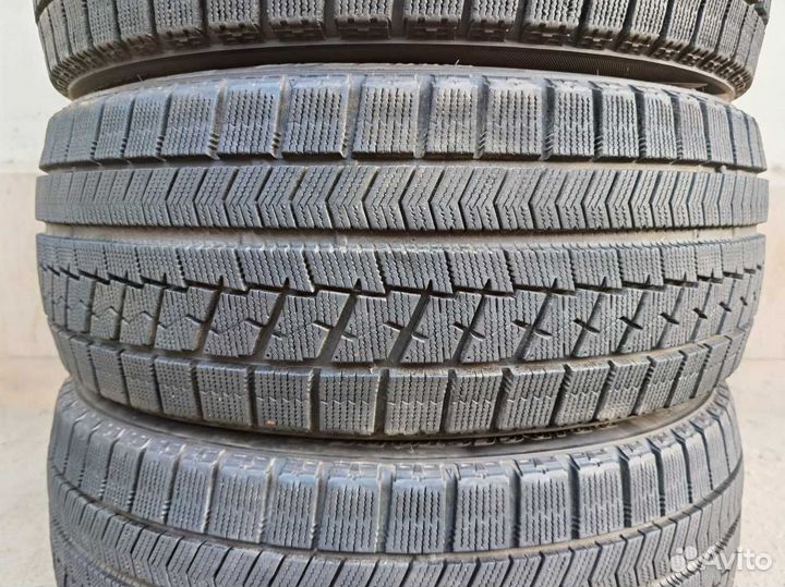 Bridgestone Blizzak VRX 225/45 R17 88T