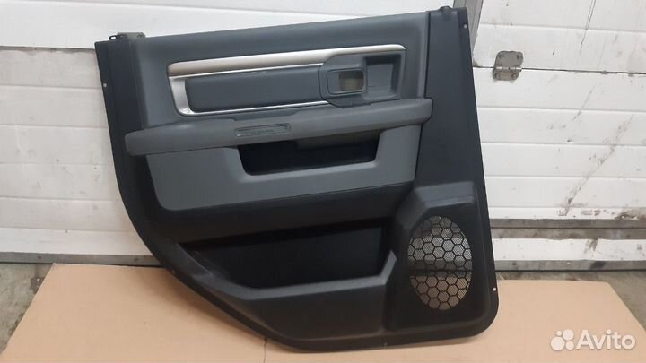 Додж Рам 2013- рестайли обшивки дверей комплект