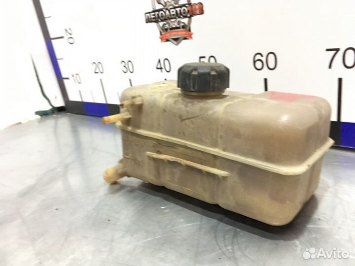 Бачок расширительный Лада Приора седан 21126 2012