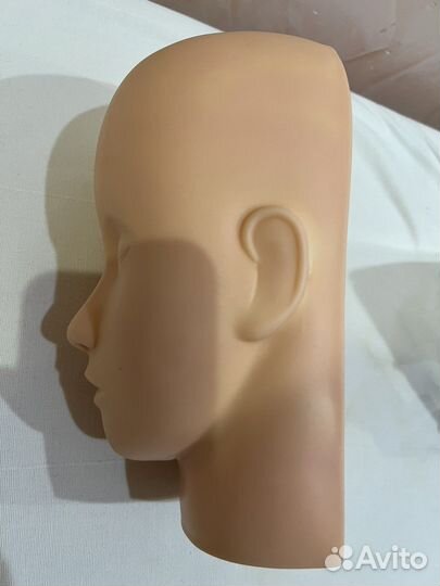 Маникен для наращивания ресниц. удобный