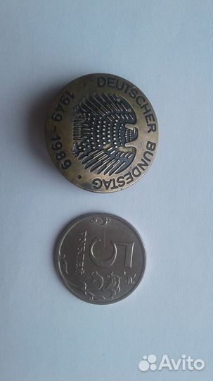 Значок Deutscher Bundestag 1949 -1989 гдр
