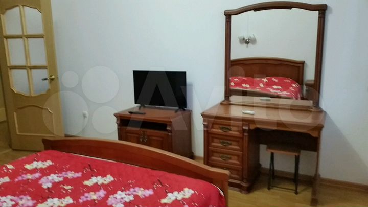 3-к. квартира, 90 м², 4/5 эт.