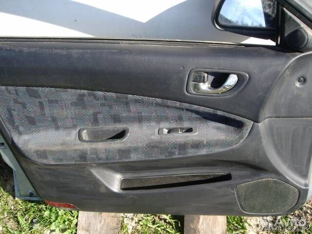 Дверь передняя левая от Мицубиси Галант двиг. 4G93