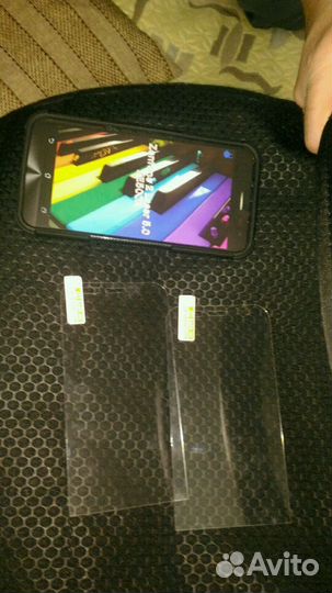 Новый бампер и 2 стекла на телефон Asus 5 дюймов