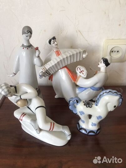 Статуэтки фарфоровые СССР