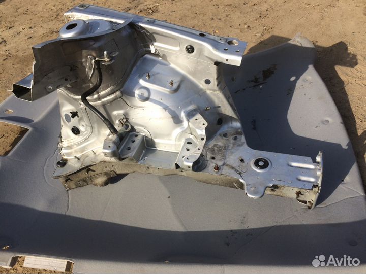 WV passat CC лонжерон левый