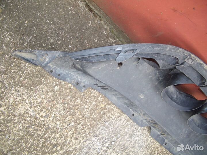 Бампер передний нижняя часть Ниссан Жук с10-14г